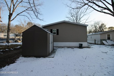Brand new construction in a well maintained Adult Community, all - photo 41
