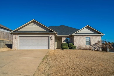 Lake Hamilton Home For Sale in Hot Springs Arkansas