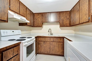 Charming Waterfront 2-Bed, 2-Bath Condo - Ground Floor Unit! - photo 5