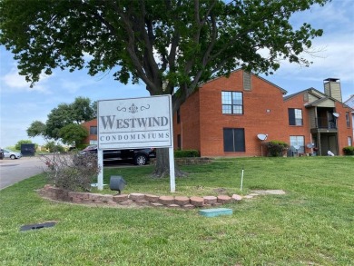 Lake Condo For Sale in Garland, Texas