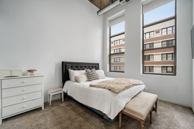 Discover this beautiful 2 BR/2 Bath split bedroom condo in River