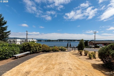 Whether you're dreaming of a custom riverside home or a builder - photo 12