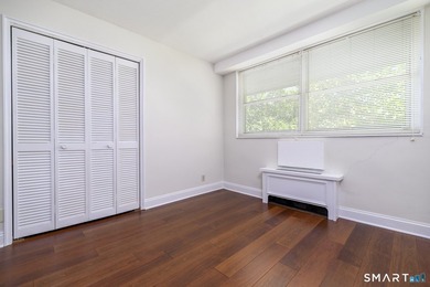 Welcome to Fountain Terrace, where comfort and convenience meet - photo 17