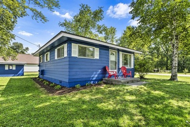 Turnkey, completely remodeled home on a 0.25-acre corner lot in - photo 18