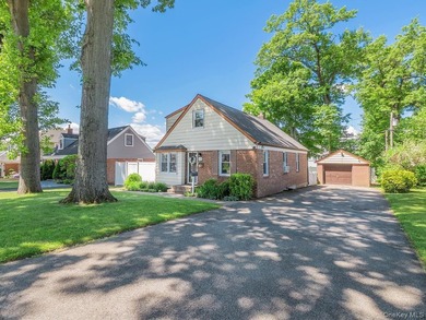 Exceptional Value and Endless Potential! This expanded Cape is - photo 3