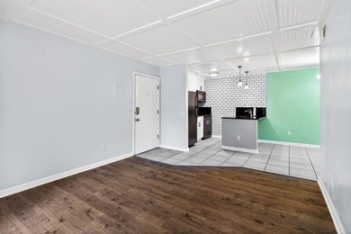 Welcome to 435 Salt Marsh Circle, Unit 19D-an inviting - photo 7