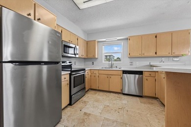Destin/Holiday Isle WATERFRONT TOWNHOME with Great view of the - photo 10