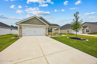Built in 2023, beautifully maintained, and serving up pond views - photo 50