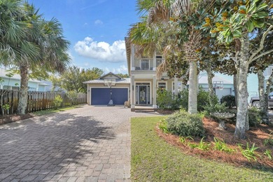 This stunning 4BR/3.5BA home in Eagle Bay offers style and - photo 2