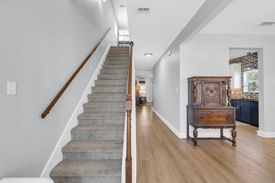 This stunning 4BR/3.5BA home in Eagle Bay offers style and - photo 9