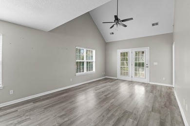 Charming 3BR/2BA End-Unit Townhome in Pawleys Place - Prime - photo 7