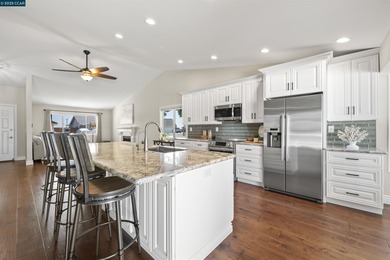 SECONDS to fast water! Truly unique remodeled single story - photo 12