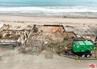 Situated in the highly desirable Las Flores Beach enclave on the - photo 14