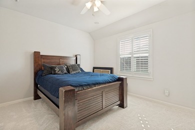 Custom 4300+ sq ft Darling Home on an oversized lot where every - photo 21