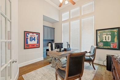 Custom 4300+ sq ft Darling Home on an oversized lot where every - photo 28