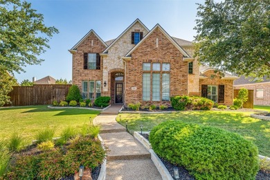 Custom 4300+ sq ft Darling Home on an oversized lot where every - photo 40