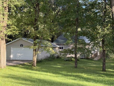 Lake Home For Sale in Wauzeka, Wisconsin