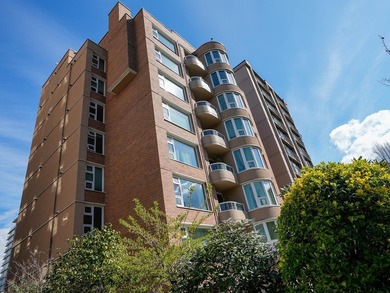 Sundial Place is one of the most extensively updated buildings - photo 2