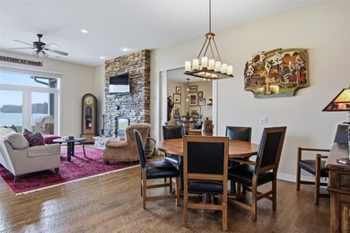 Do you want a beautiful lake home with a sandy beach, on a level - photo 12