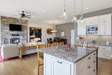 Do you want a beautiful lake home with a sandy beach, on a level - photo 15