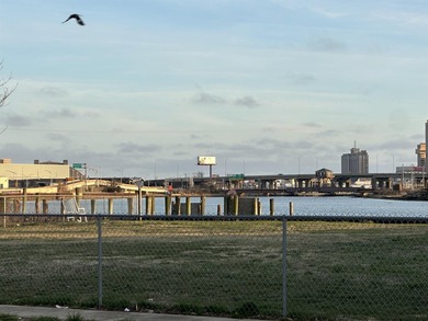 THIS IS WHERE YOUR DREAM HOME BEGINS - An outstanding - photo 5