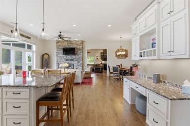 Do you want a beautiful lake home with a sandy beach, on a level - photo 20