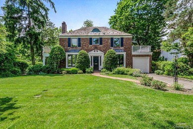 Welcome to this one-of-a-kind gem in the prestigious Village of - photo 1
