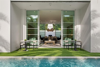 Conveniently situated near the Winter Park Country Club, this - photo 22