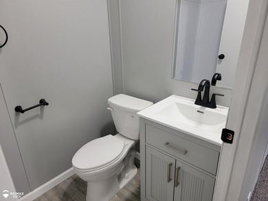 This newly renovated ranch home has 3 bedrooms and 2 full baths - photo 22
