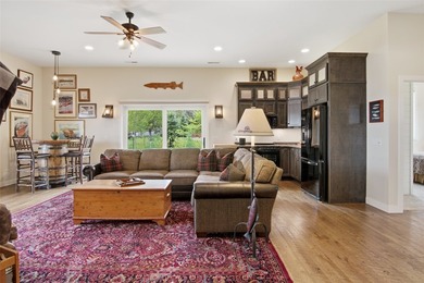 Do you want a beautiful lake home with a sandy beach, on a level - photo 23