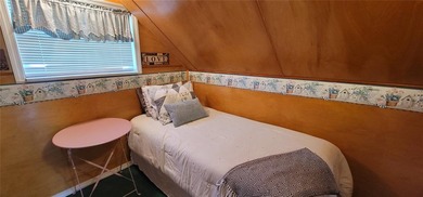 LOCATION, LOCATION, LOCATION! Rare commercial/residential - photo 25