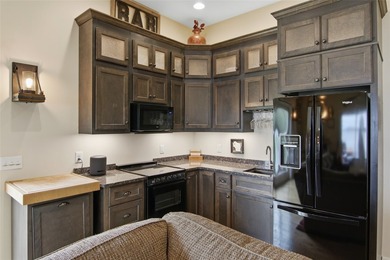 Do you want a beautiful lake home with a sandy beach, on a level - photo 27