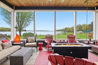 Do you want a beautiful lake home with a sandy beach, on a level - photo 28