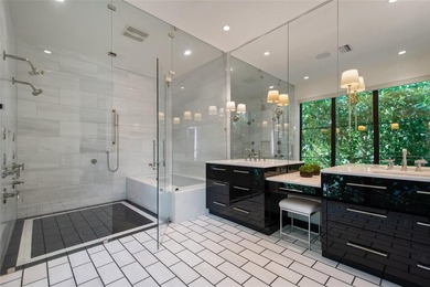 Conveniently situated near the Winter Park Country Club, this - photo 31