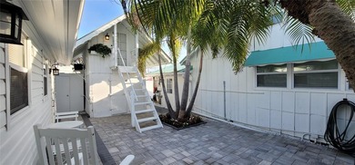 LOCATION, LOCATION, LOCATION! Rare commercial/residential - photo 31