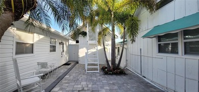 LOCATION, LOCATION, LOCATION! Rare commercial/residential - photo 34