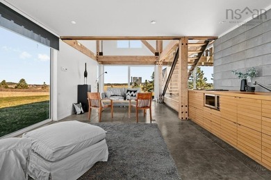 Rarely does a property emerge that so perfectly balances - photo 35