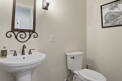 Do you want a beautiful lake home with a sandy beach, on a level - photo 35