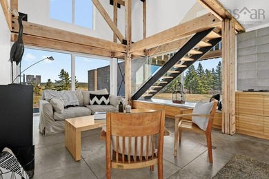 Rarely does a property emerge that so perfectly balances - photo 36
