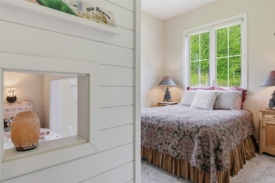 Do you want a beautiful lake home with a sandy beach, on a level - photo 37
