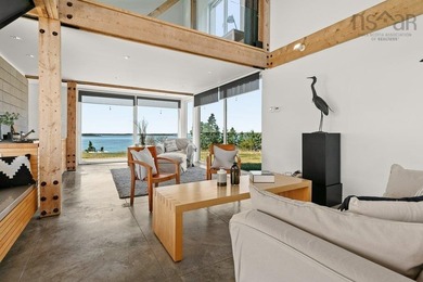 Rarely does a property emerge that so perfectly balances - photo 38