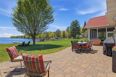 Do you want a beautiful lake home with a sandy beach, on a level - photo 44