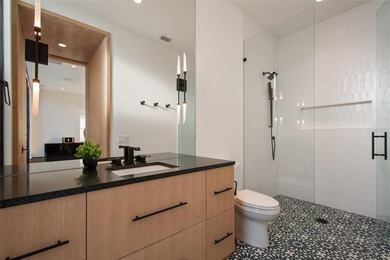 Conveniently situated near the Winter Park Country Club, this - photo 45