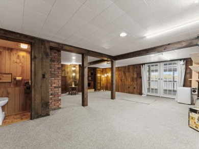 Custom-built Lakefront Home with Direct Lake Access - photo 22