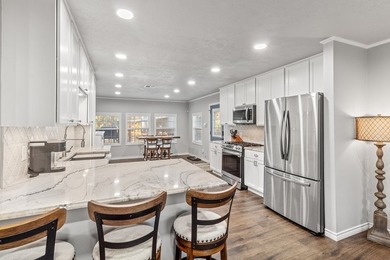 145 Pleasure Drive - Your Fully Furnished Lake Sam Rayburn - photo 6