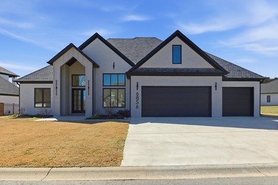 Hurricane Lake Home For Sale in Benton Arkansas