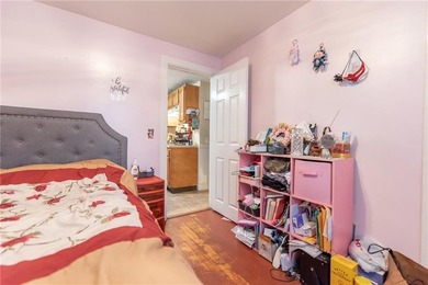 Why Rent! Vinyl Sided 5 Room Ranch located in the Lakewood - photo 12