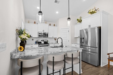 Welcome to this spacious and inviting like-new ranch style home - photo 13