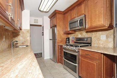 Renovated  Corner One Bedroom Apartment on Boulevard East Approx