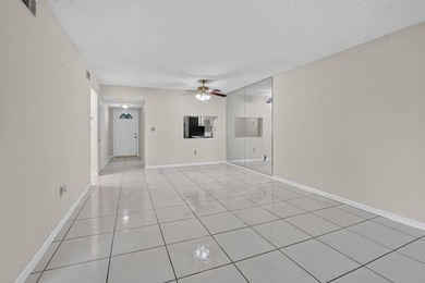 Welcome to this impeccably maintained 2 bedroom, 2 bathroom - photo 16